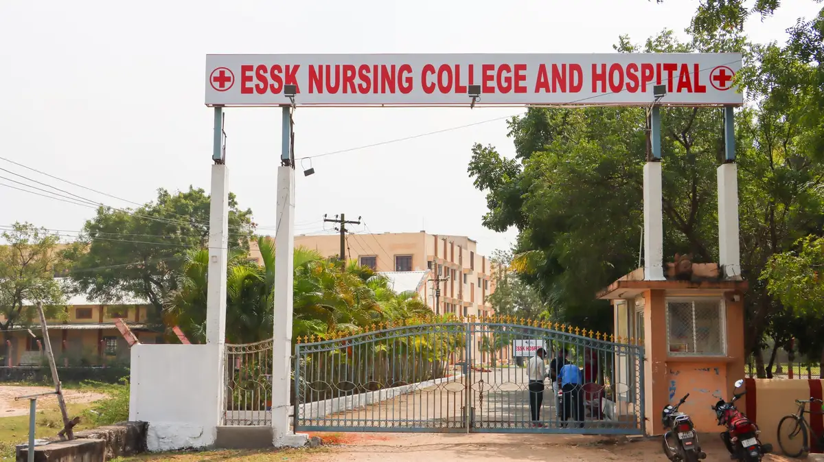 The main gate, with the sign ESSK Nursing College and Hospital